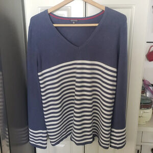 Hannah Striped V-neck Lightweight Nylon Blend Pullover Sweater